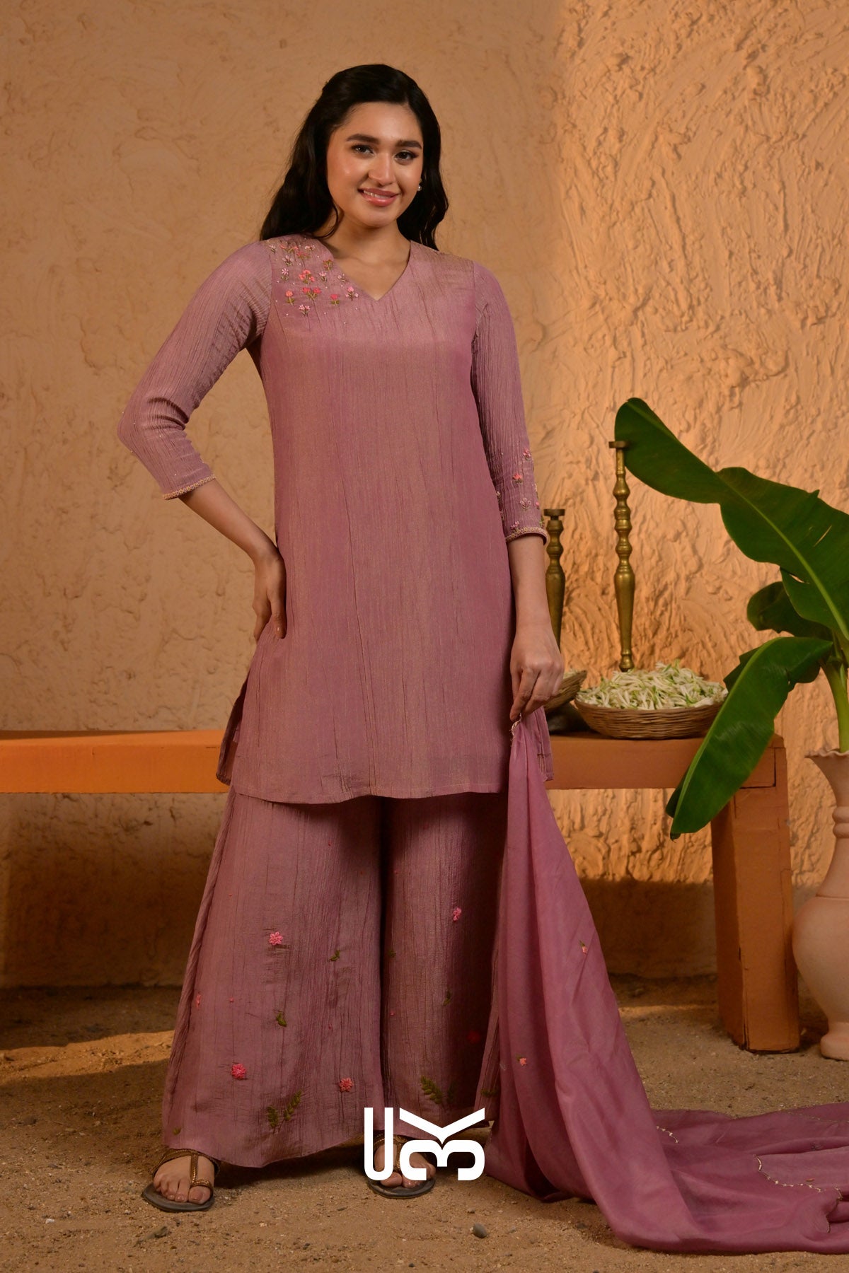 Phoolkari Kurta Plazo In Lavender