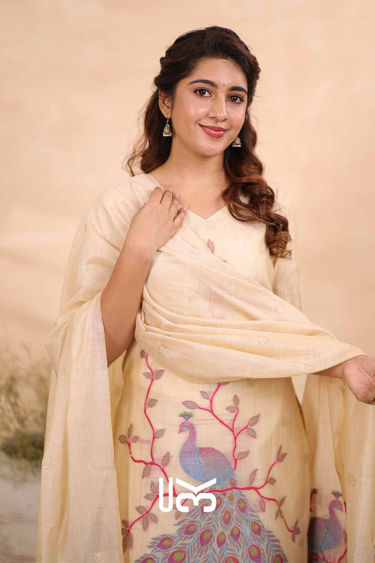 Peacock Parade|Ivory Jamdani Muga Silk Kurta Set