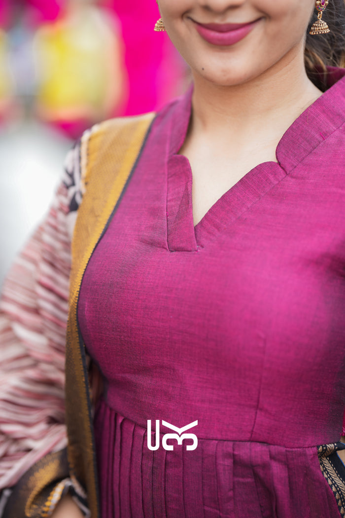 Kasturi Handloom Kurta Set in Maroon