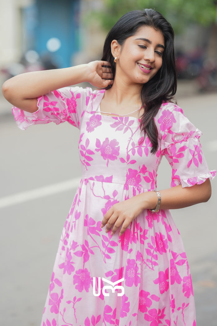 Polly Midi (Dress) in Pink
