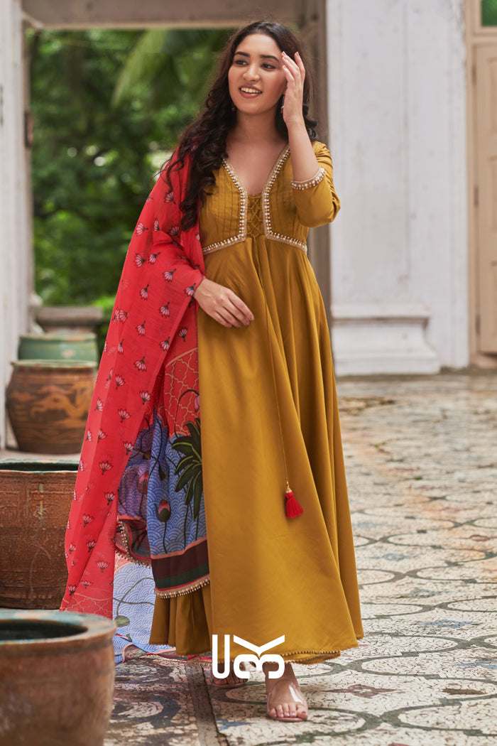 Sandy Pichwai Suit Set in Mustard Yellow