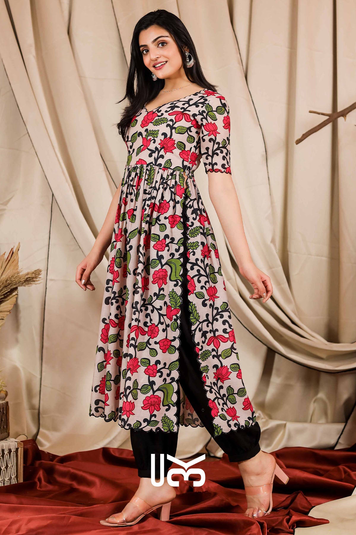 Amrita Kalamkari Beige Kurta Set