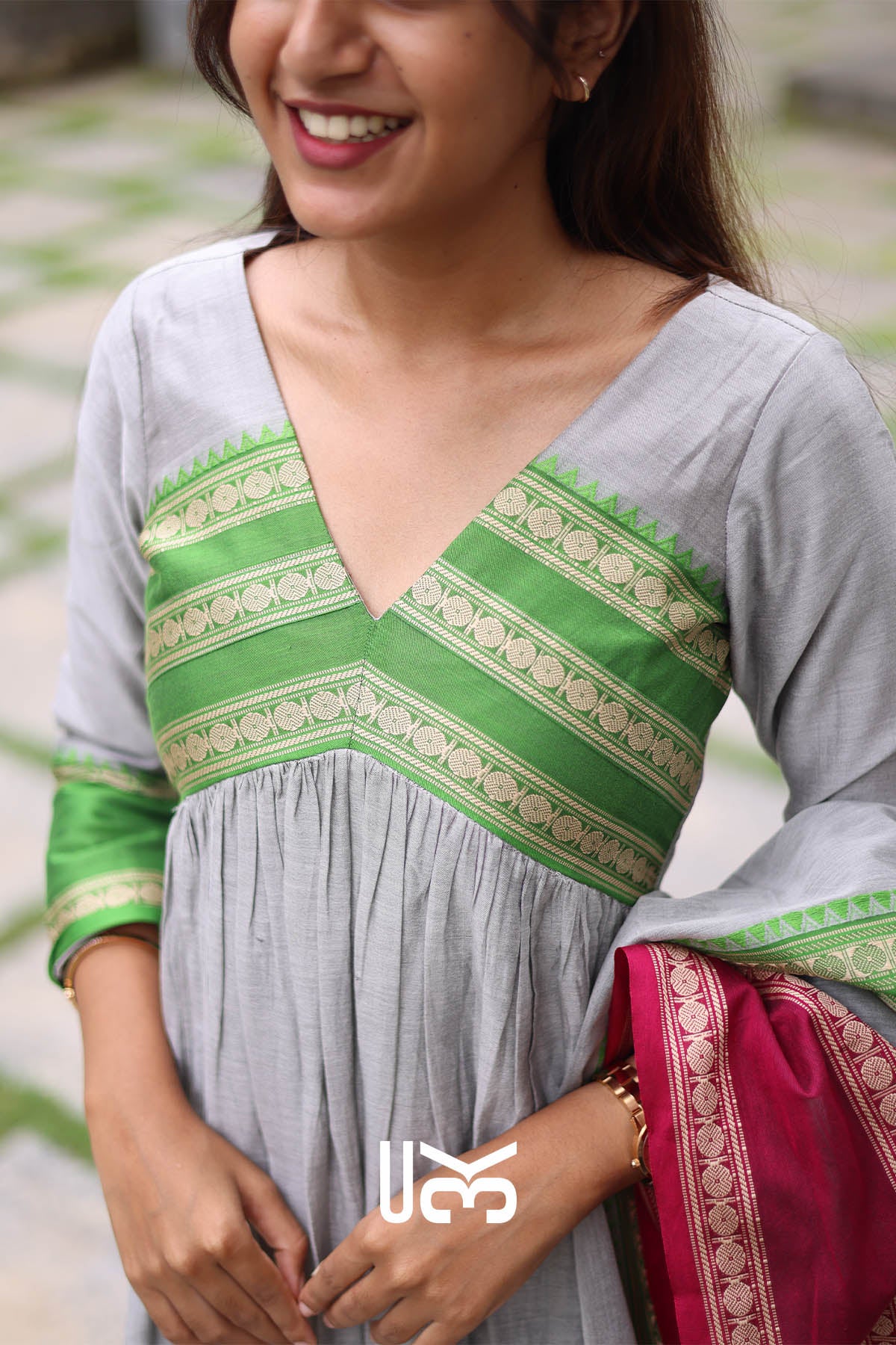 Tilakam Handloom Grey Suite Set