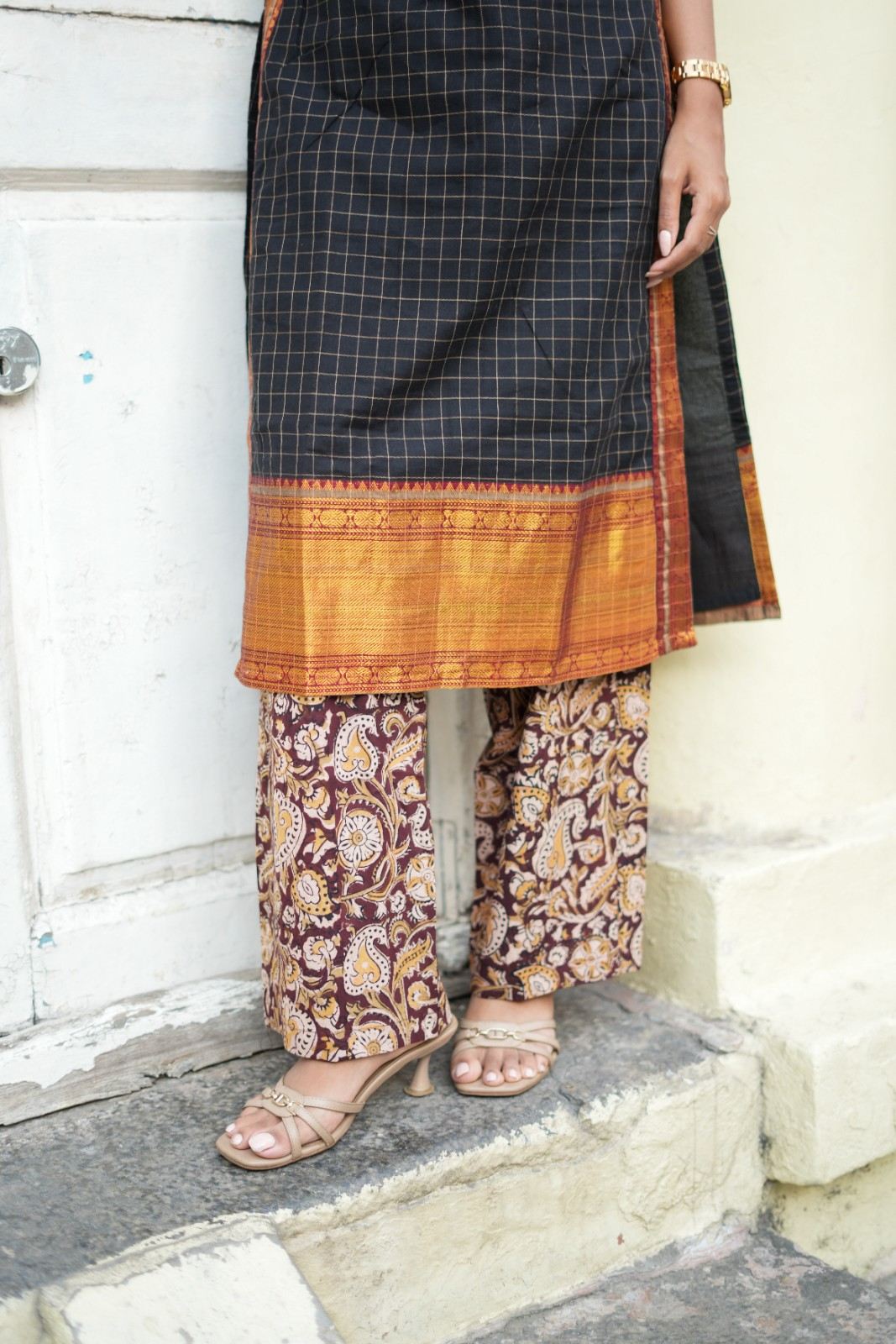 Tara | Handloom Cotton Charcoal Black Kurta Set with Kalamkari Pant for Daily Wear