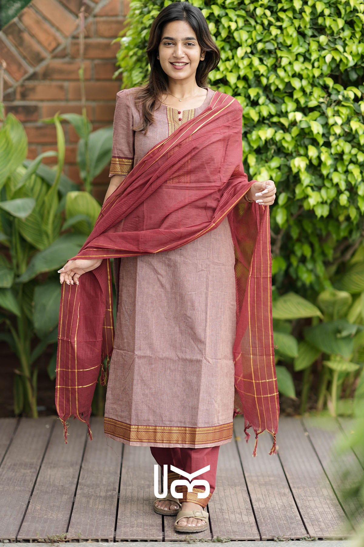 Vaishnavi Cotton Kurta Set In Rust