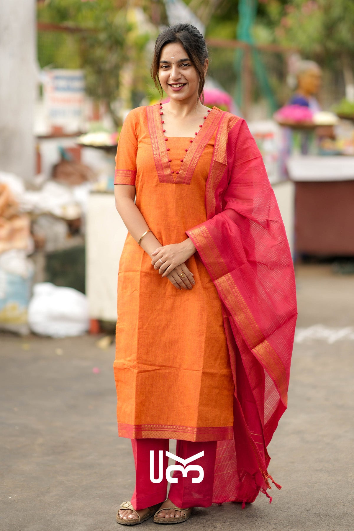 Pranika Handloom Kurta Set in Orange
