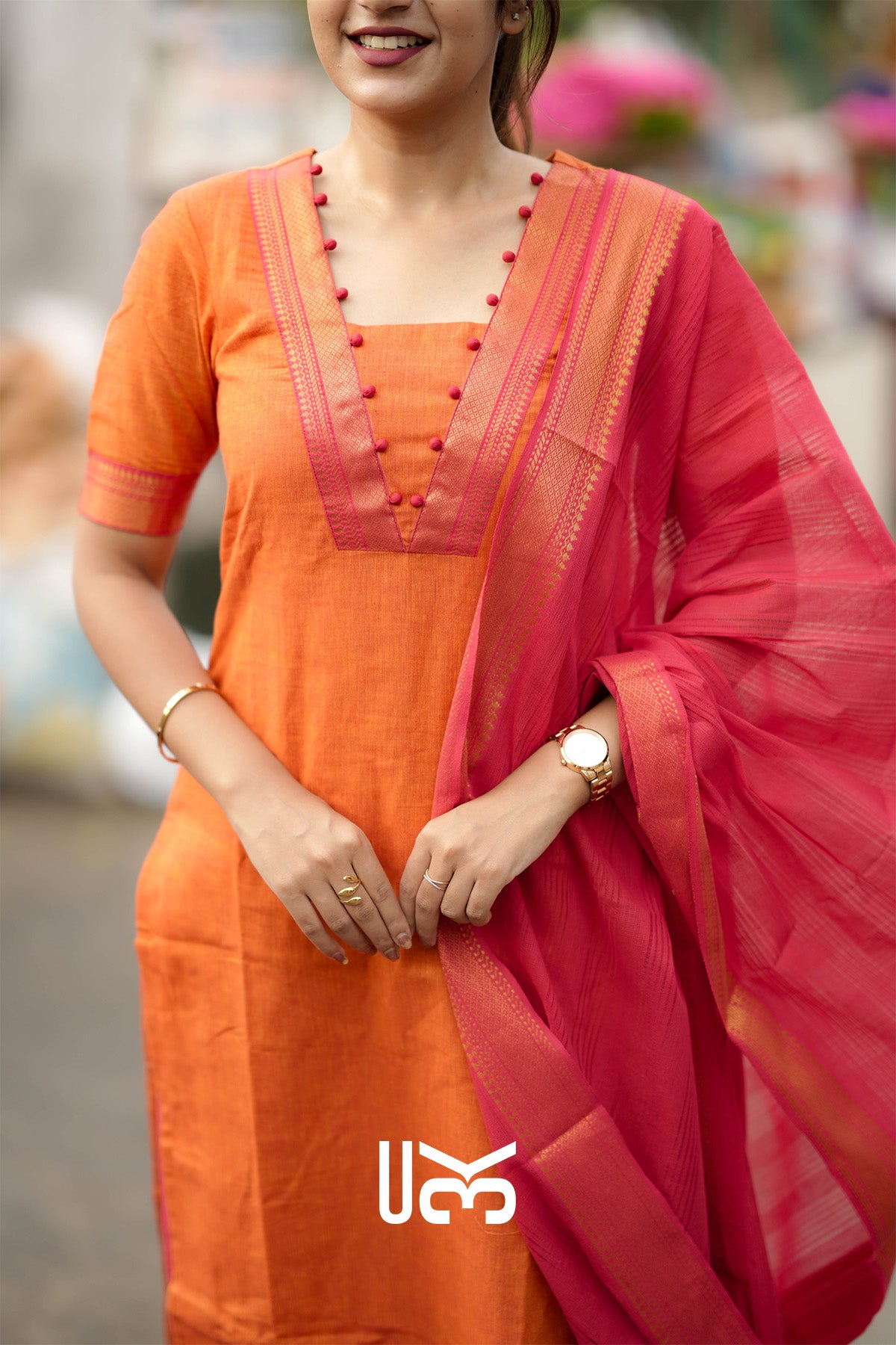 Pranika Handloom Kurta Set in Orange