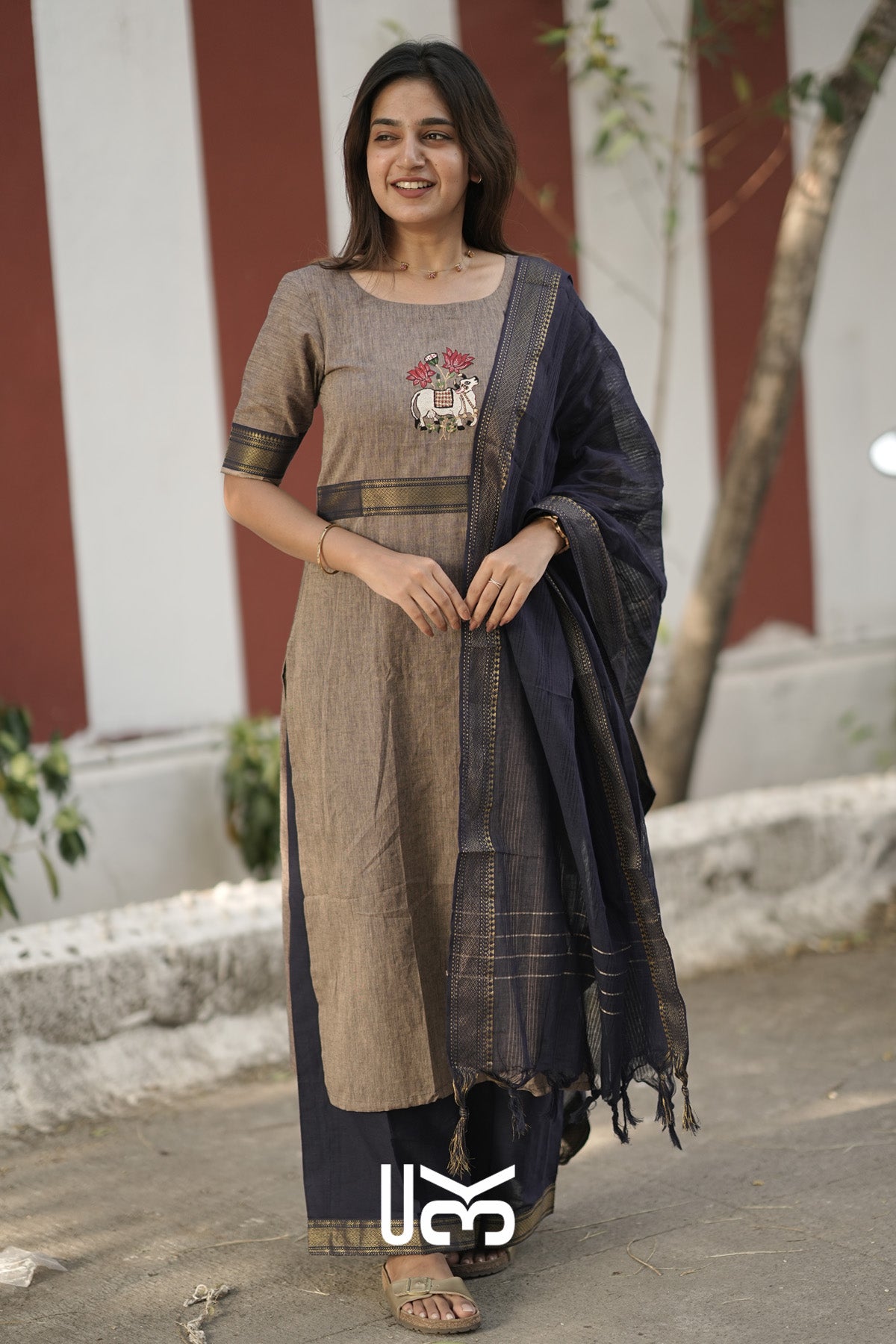 Pasuthai Handloom Kurta set (Dress) In Soft Brown