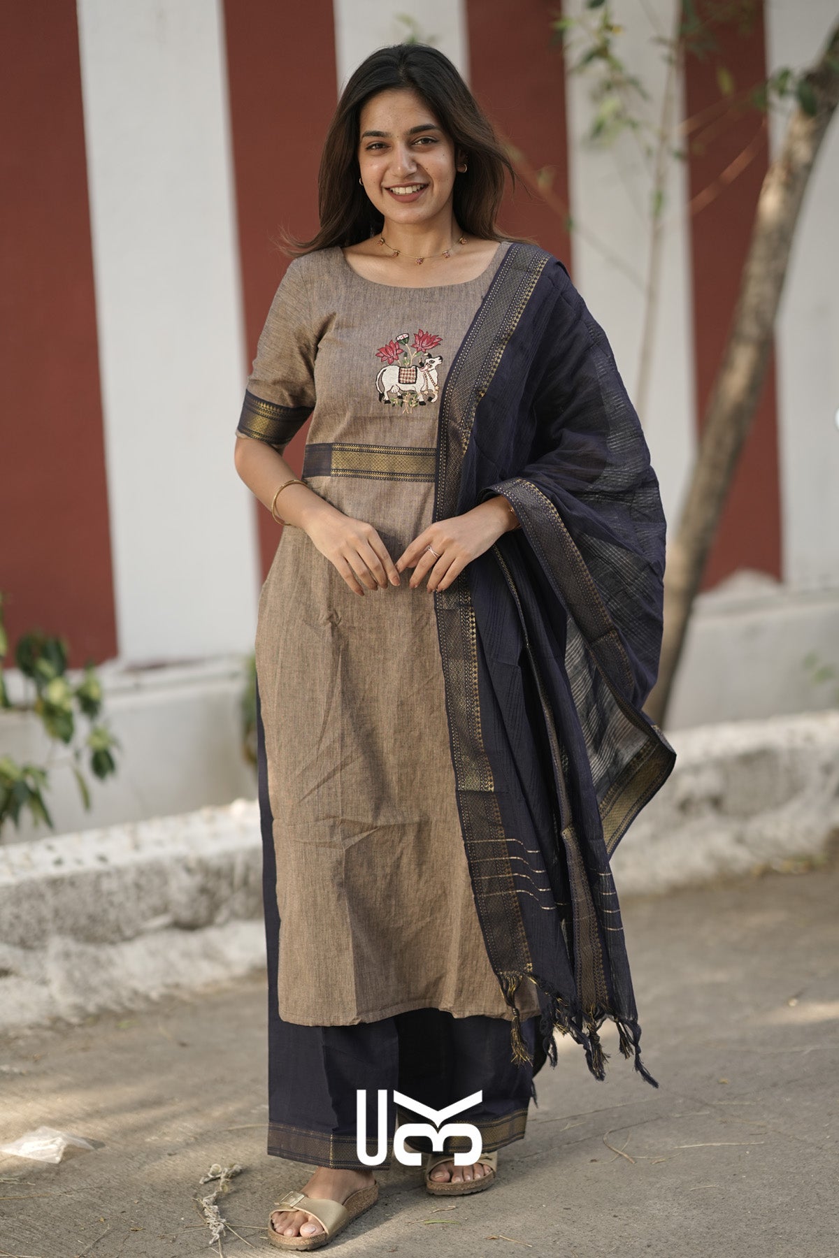 Pasuthai Handloom Kurta set (Dress) In Soft Brown