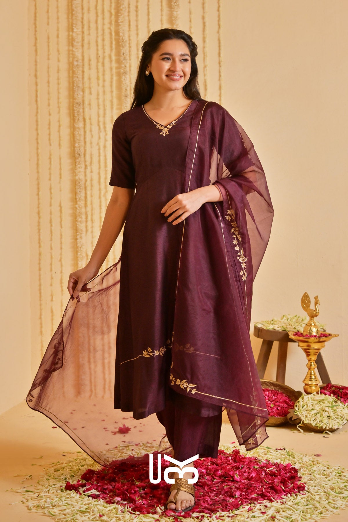 Deepvanika silk Kurta Set (Dress) in Brown