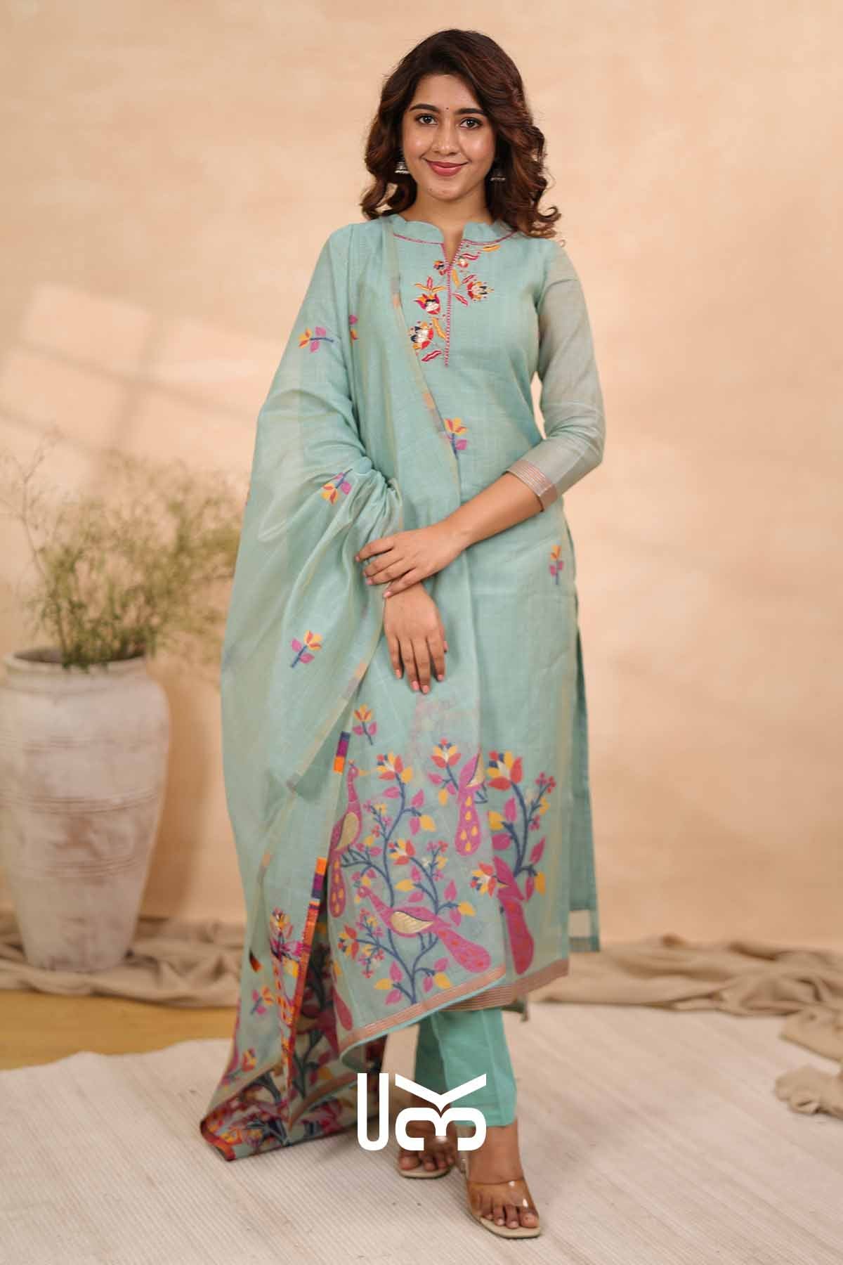 Parijat Blossom|Sea Green Jamdani Muga Silk Kurta Set
