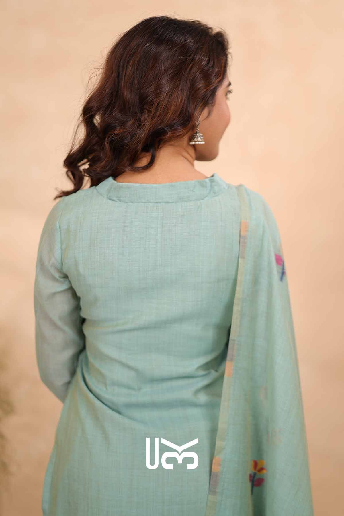 Parijat Blossom|Sea Green Jamdani Muga Silk Kurta Set