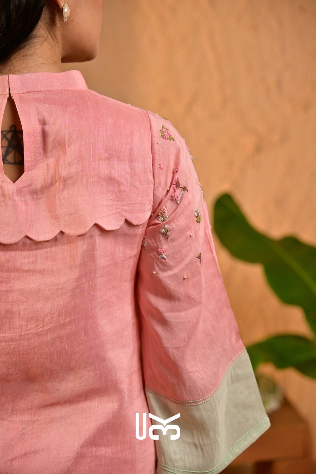 Gulaabi Taranaa Linen Kurta Set In Pink