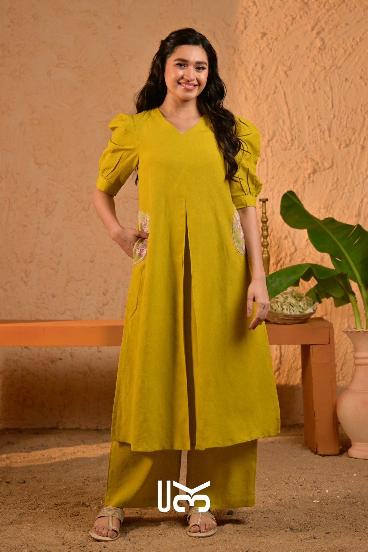 Aabha Pocketplay Linen Kurta Set (Dress) in Lime Green