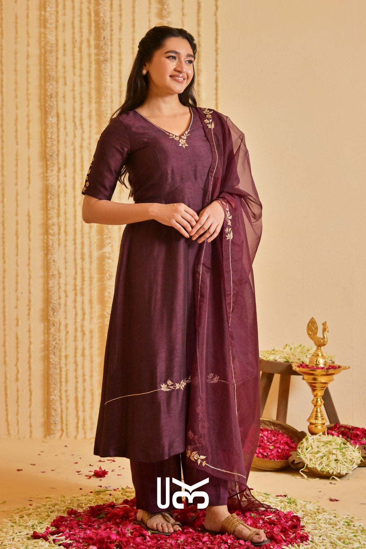 Deepvanika silk Kurta Set (Dress) in Brown