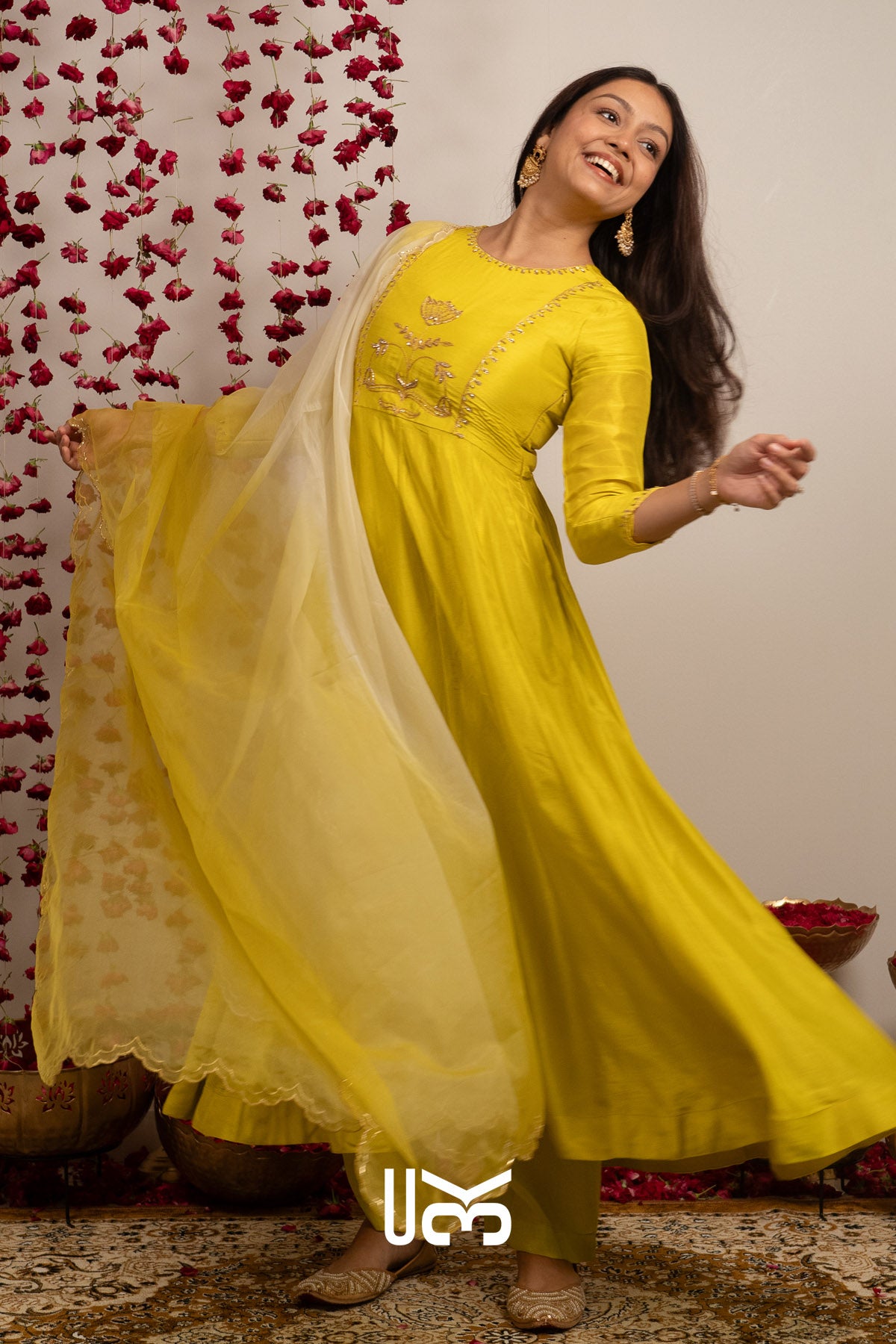 Gul Aangan Anarkali Set (Dress) in Yellow