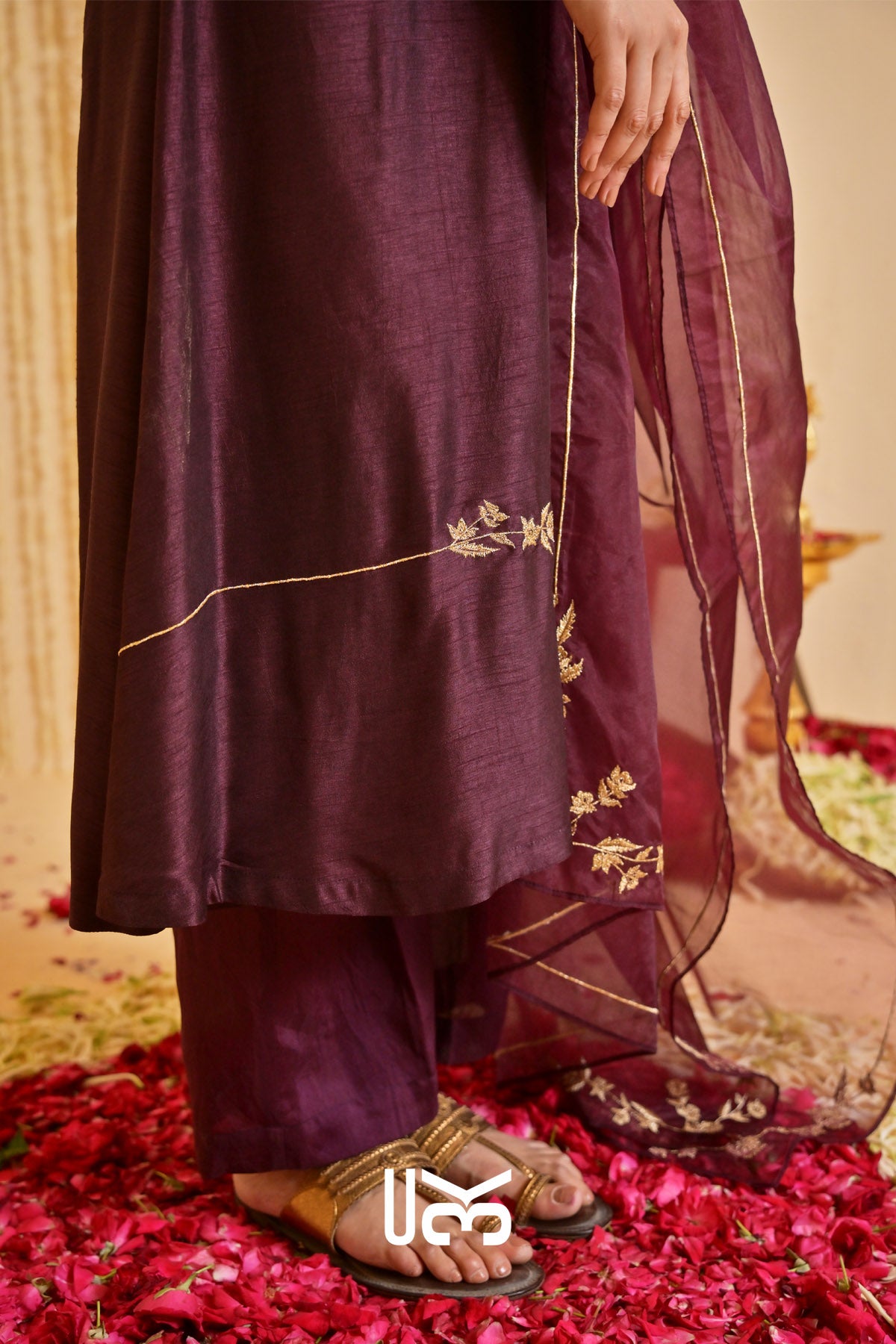 Deepvanika silk Kurta Set (Dress) in Brown