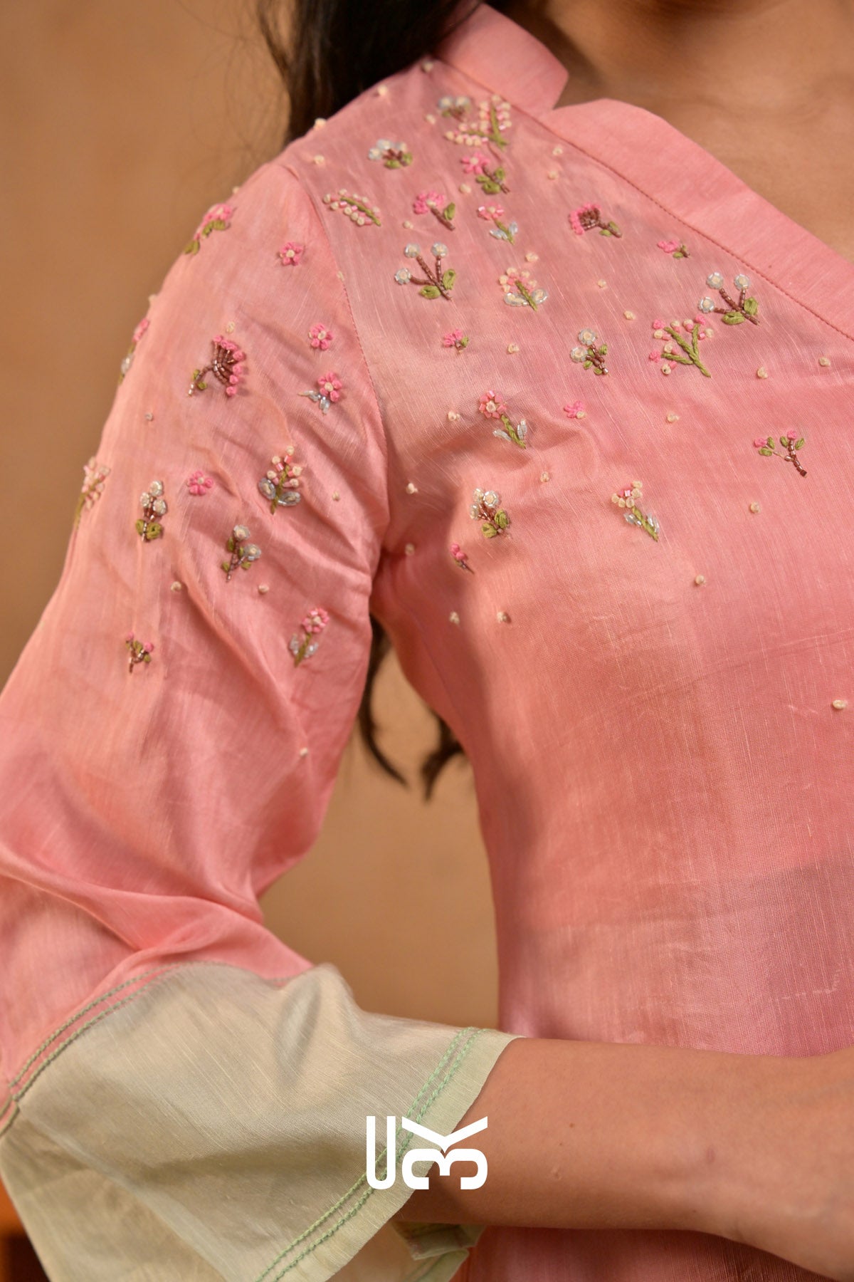 Gulaabi Taranaa Linen Kurta Set In Pink