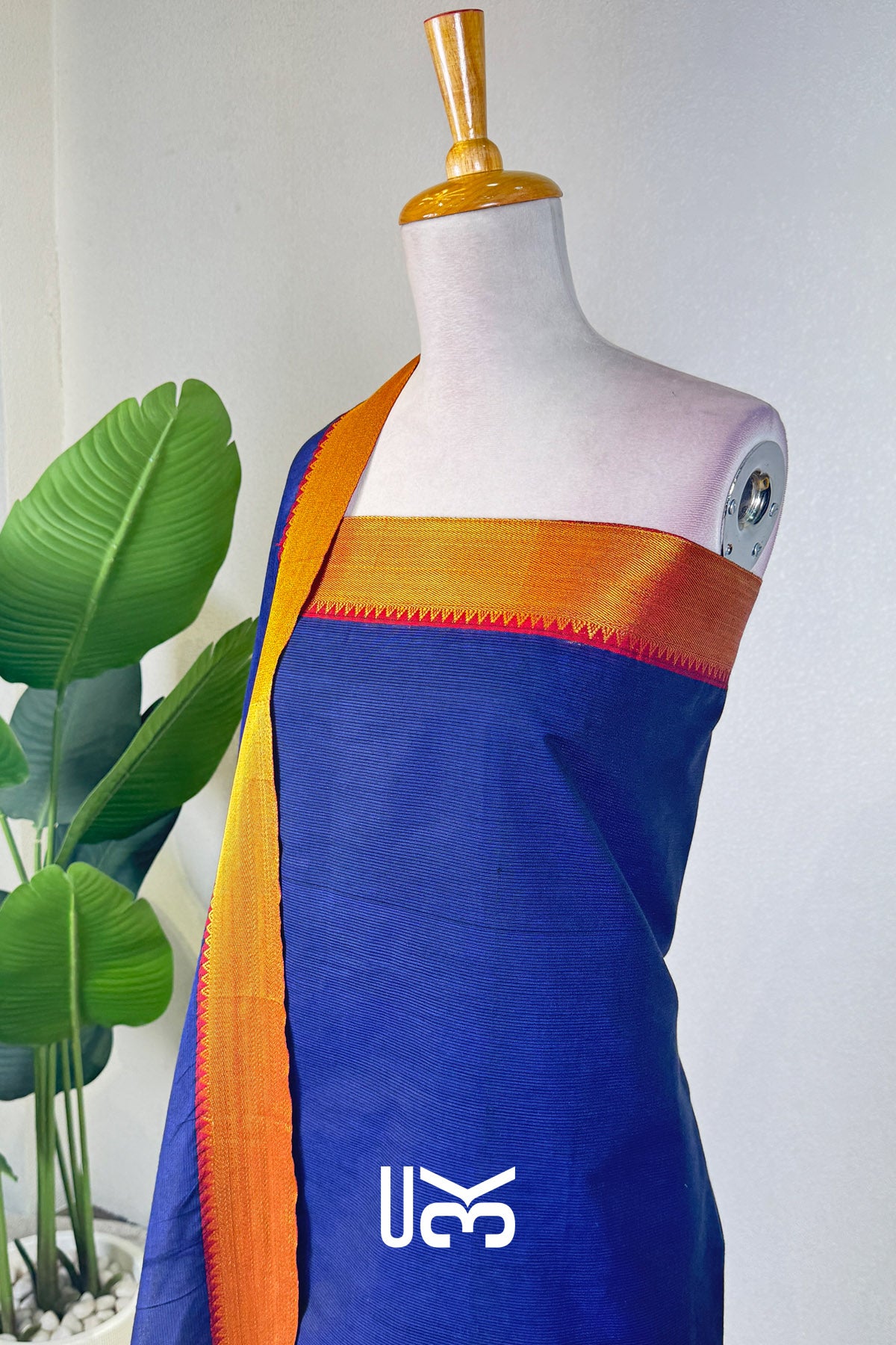 Jahnavi Unstich Kurta Set In Blue