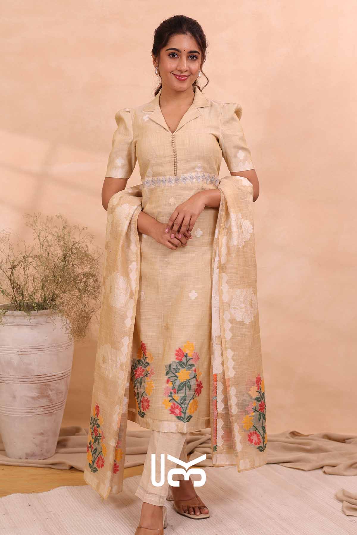 Rustic Flora| Ivory Jamdani Muga Silk Kurta Set