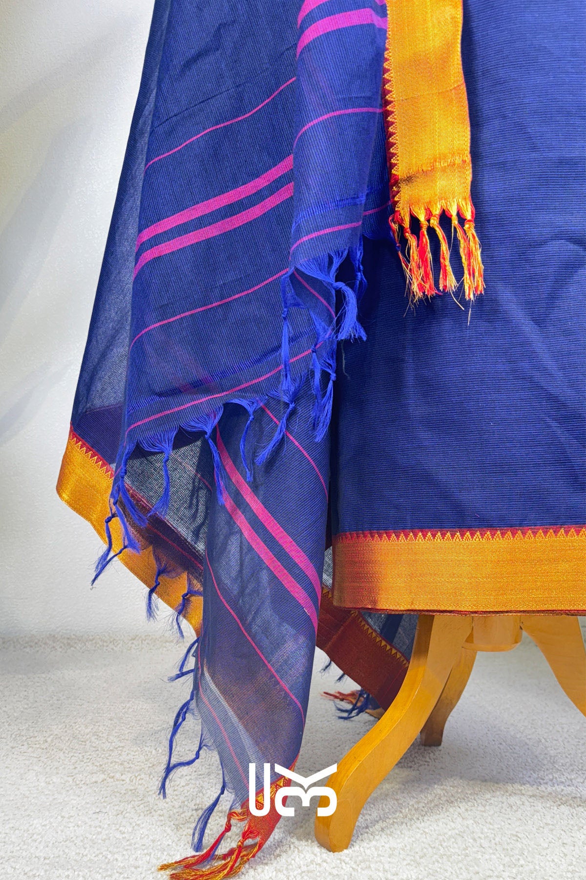Jahnavi Unstich Kurta Set In Blue