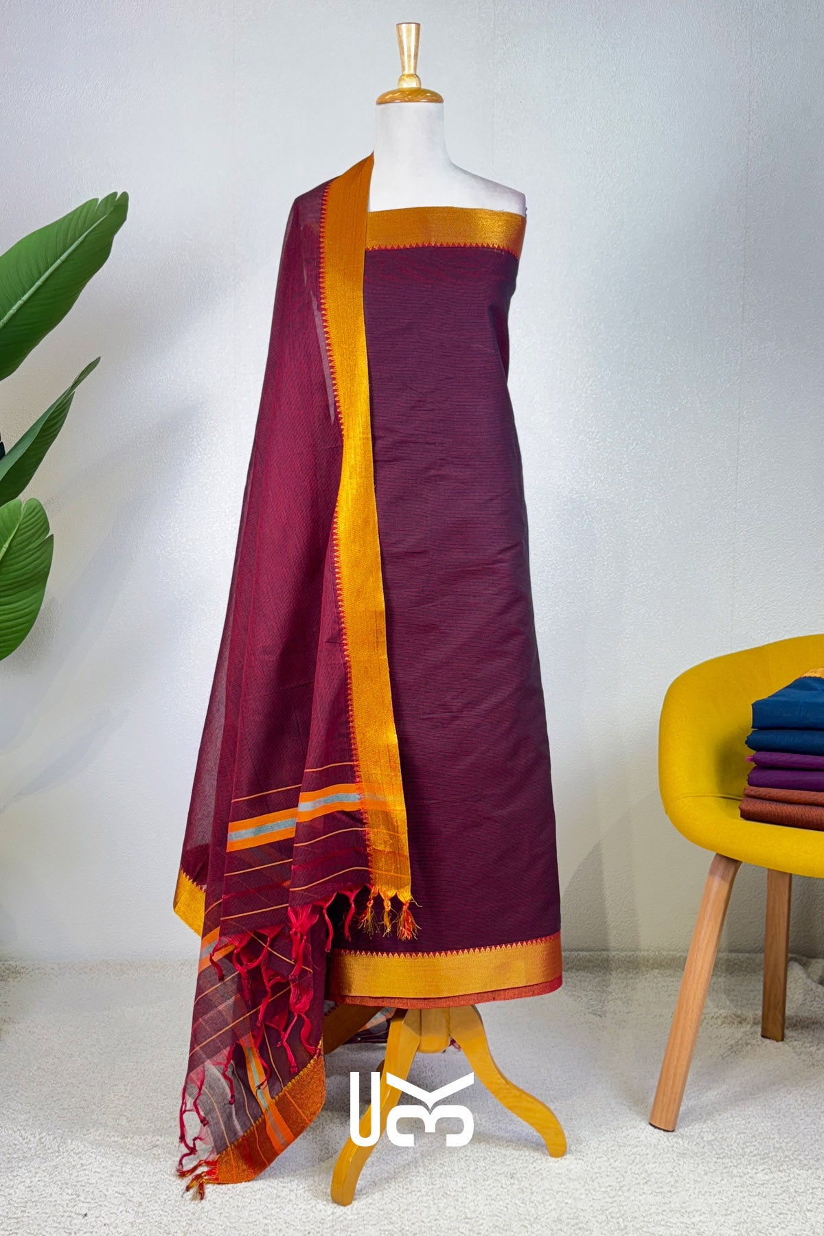 Sonam Unstich Kurta Set In Maroon