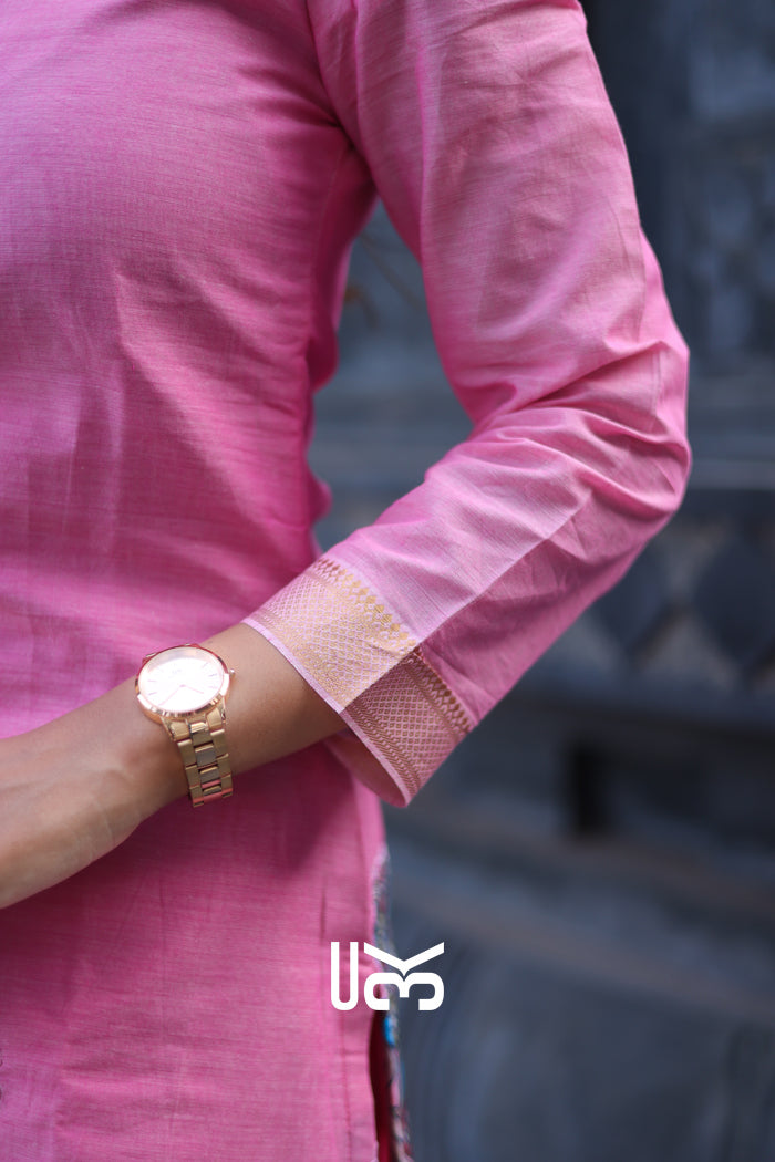 Chhaavi Handloom Kurta Set in Pink