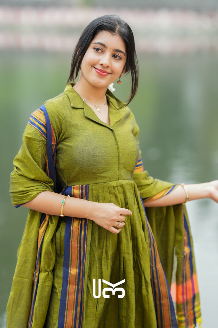 Syahi Handloom Suit Set in Olive Green