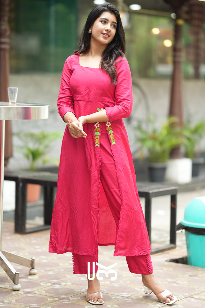 Rasha Kurta Set in Raspberry
