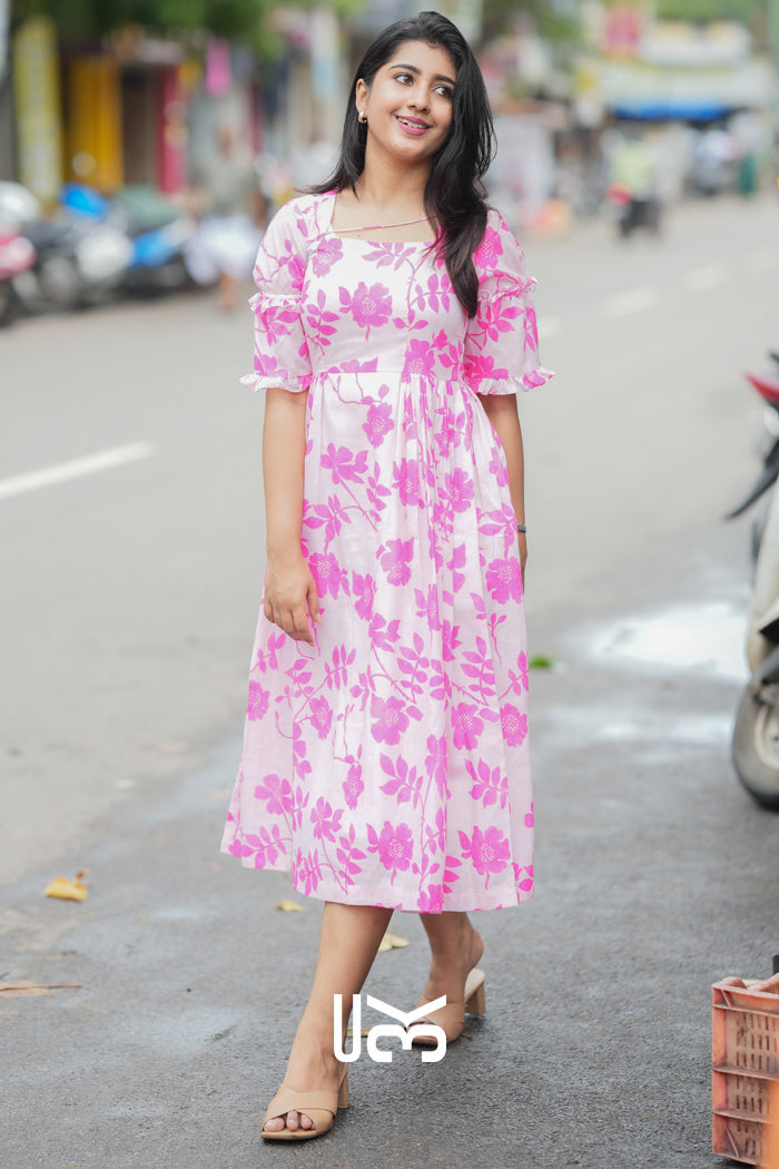 Polly Midi (Dress) in Pink
