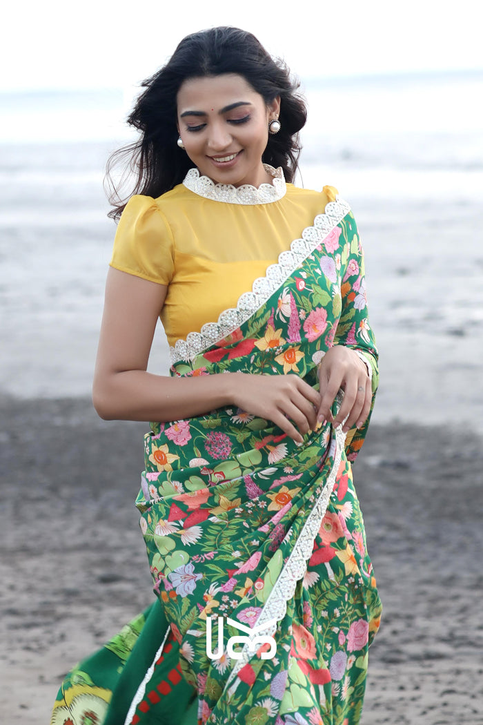 Manjari Retro Prints Unstitched Saree