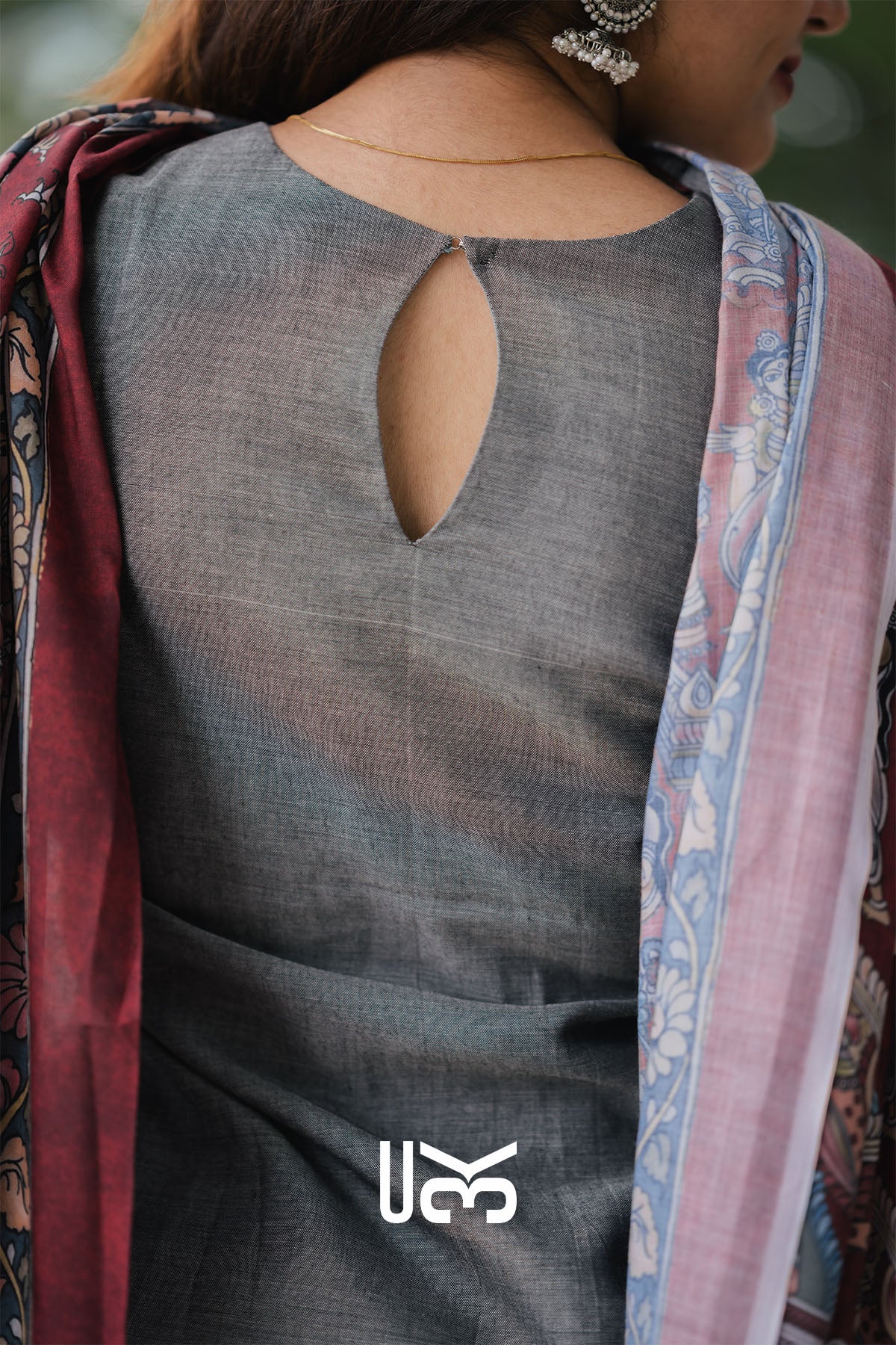Raagvi Handloom Grey Sharara Set