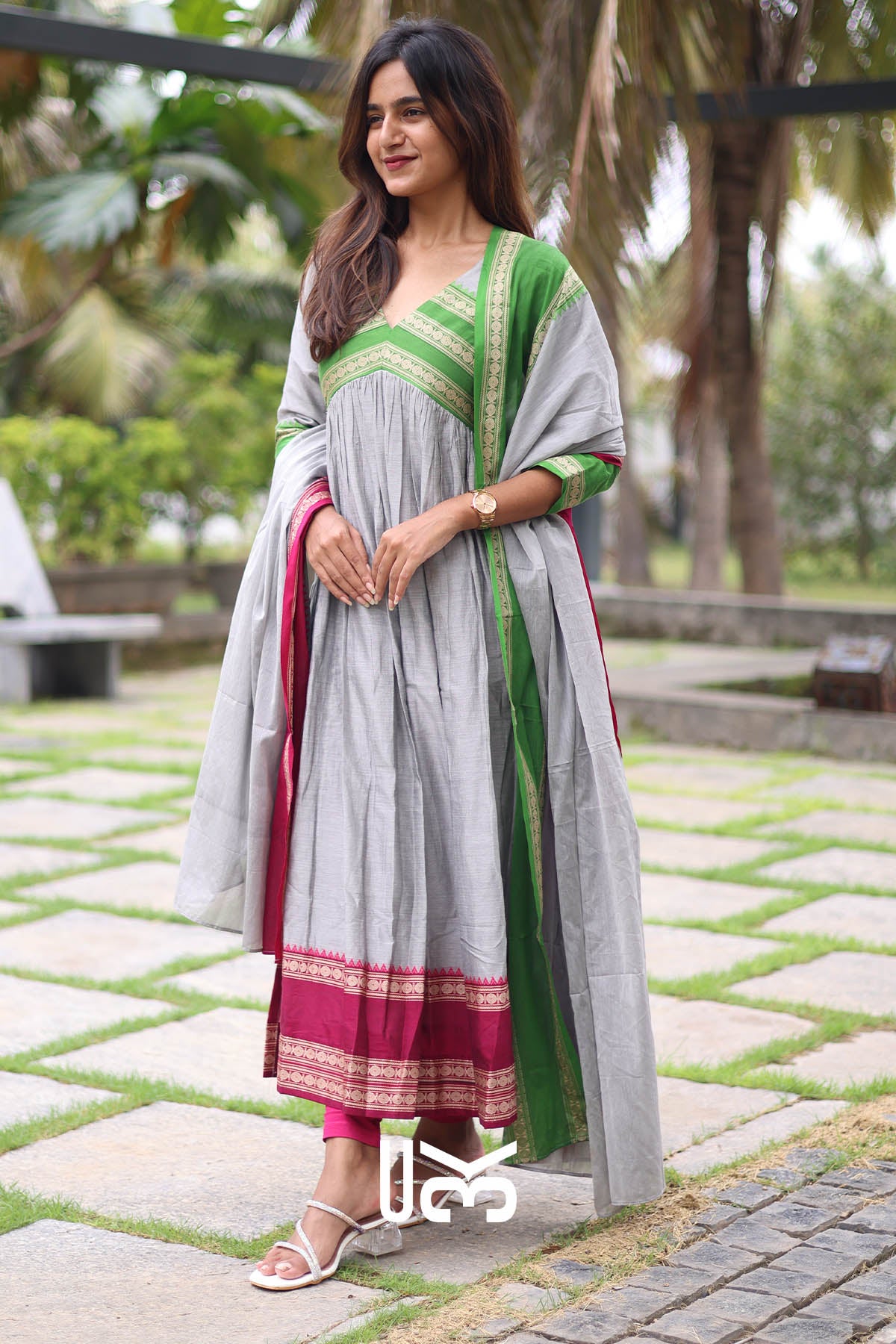 Tilakam Handloom Grey Suite Set