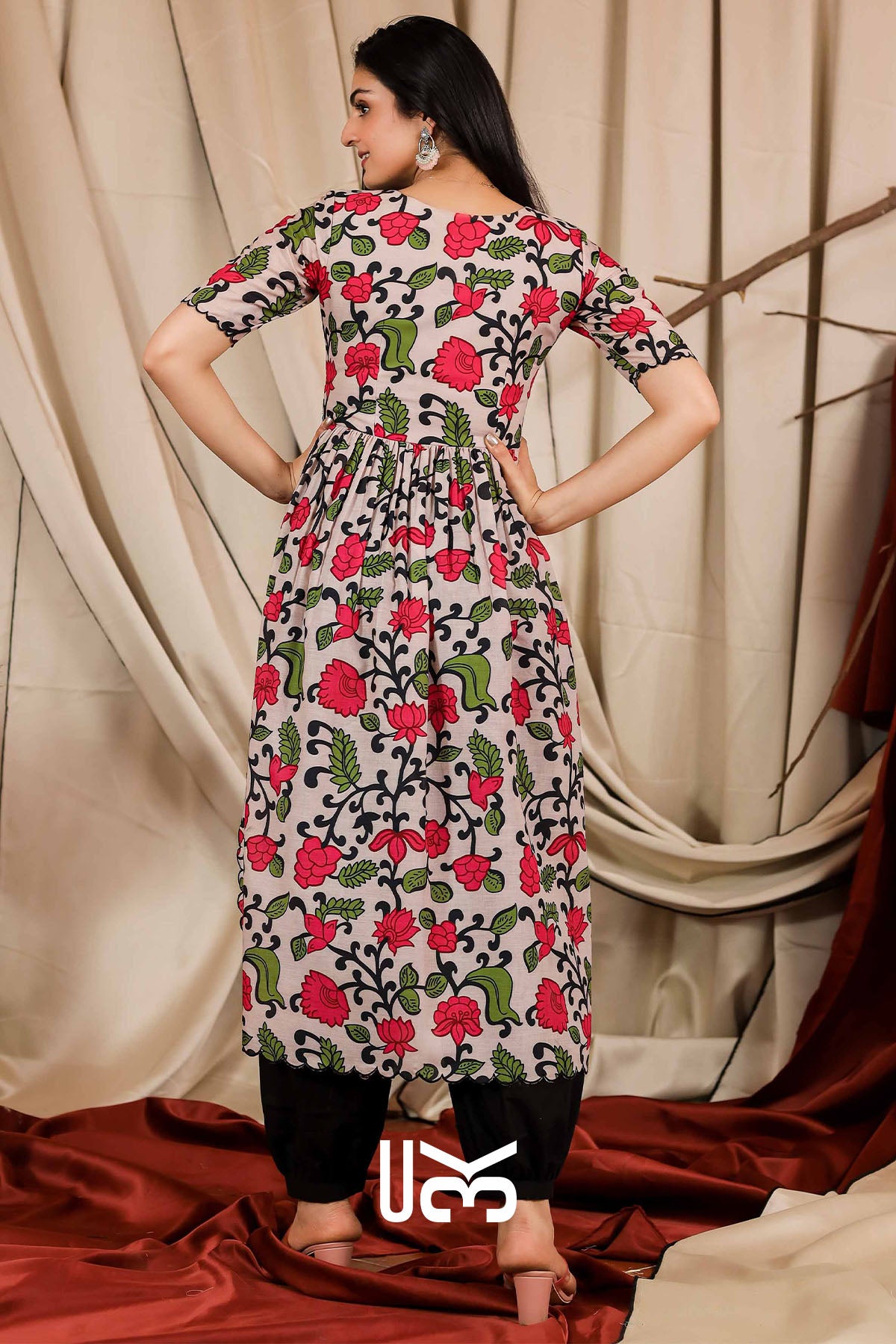 Amrita Kalamkari Beige Kurta Set