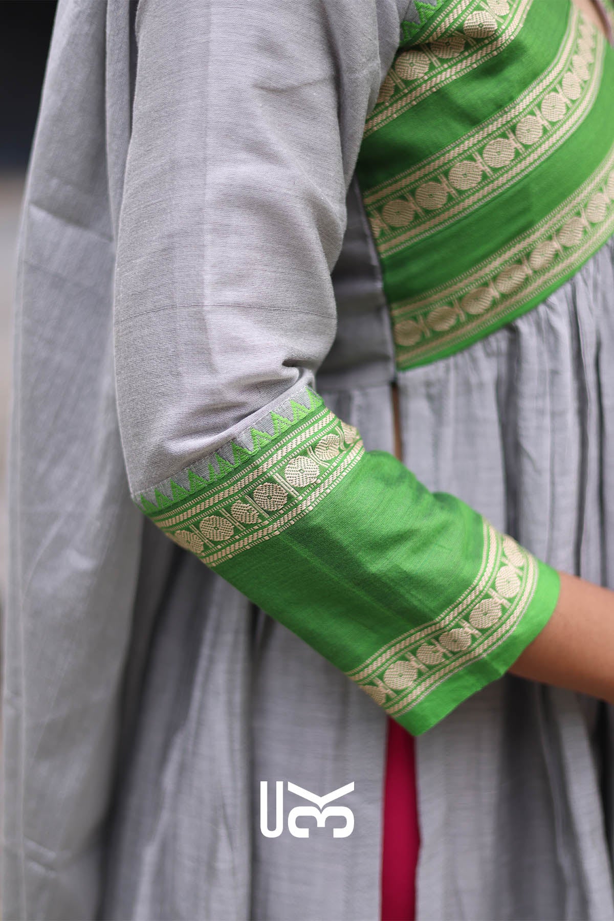 Tilakam Handloom Grey Suite Set