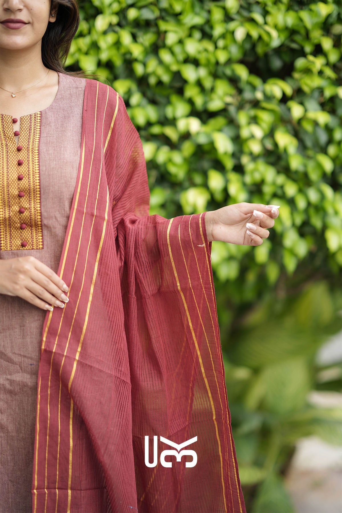 Vaishnavi Cotton Kurta Set In Rust