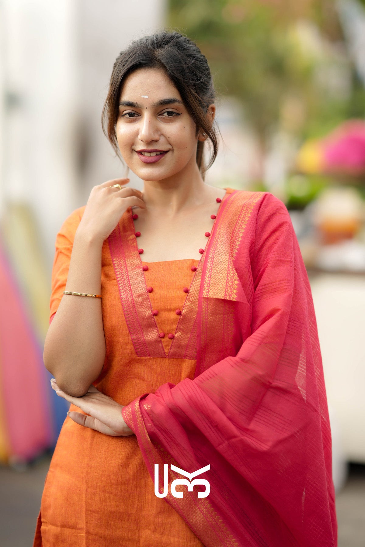 Pranika Handloom Kurta Set in Orange
